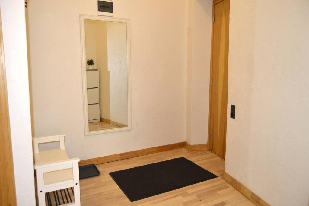 Spacious Old Town Family Peachy 2 Bedrooms Apartment, Nearby The Riga Presidential Castle Dış mekan fotoğraf